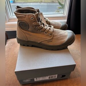 Palladium Men's Brown Canvas Boots